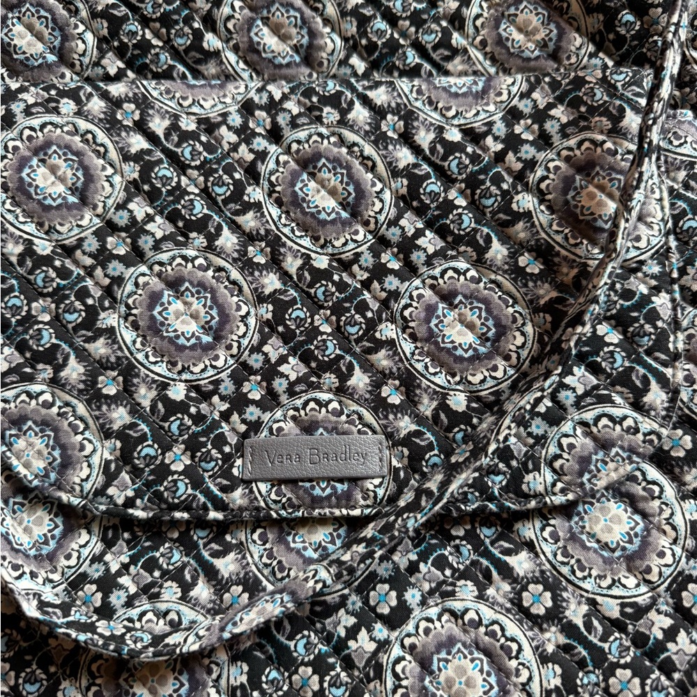Vera Bradley Large Quilted Medallion Print Fabric Tote - Picture 4 of 6
